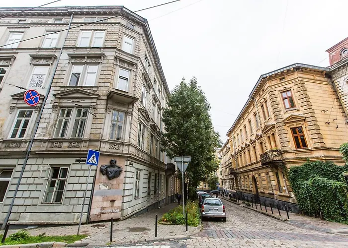 In The Centre Львів